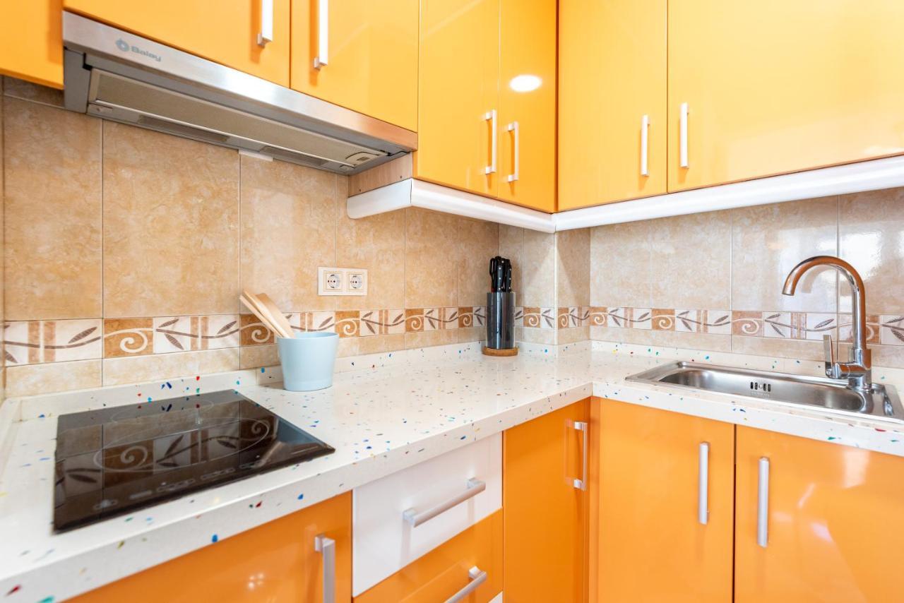 Sunny Seaside Apartment 阿罗约德拉迷雅 外观 照片